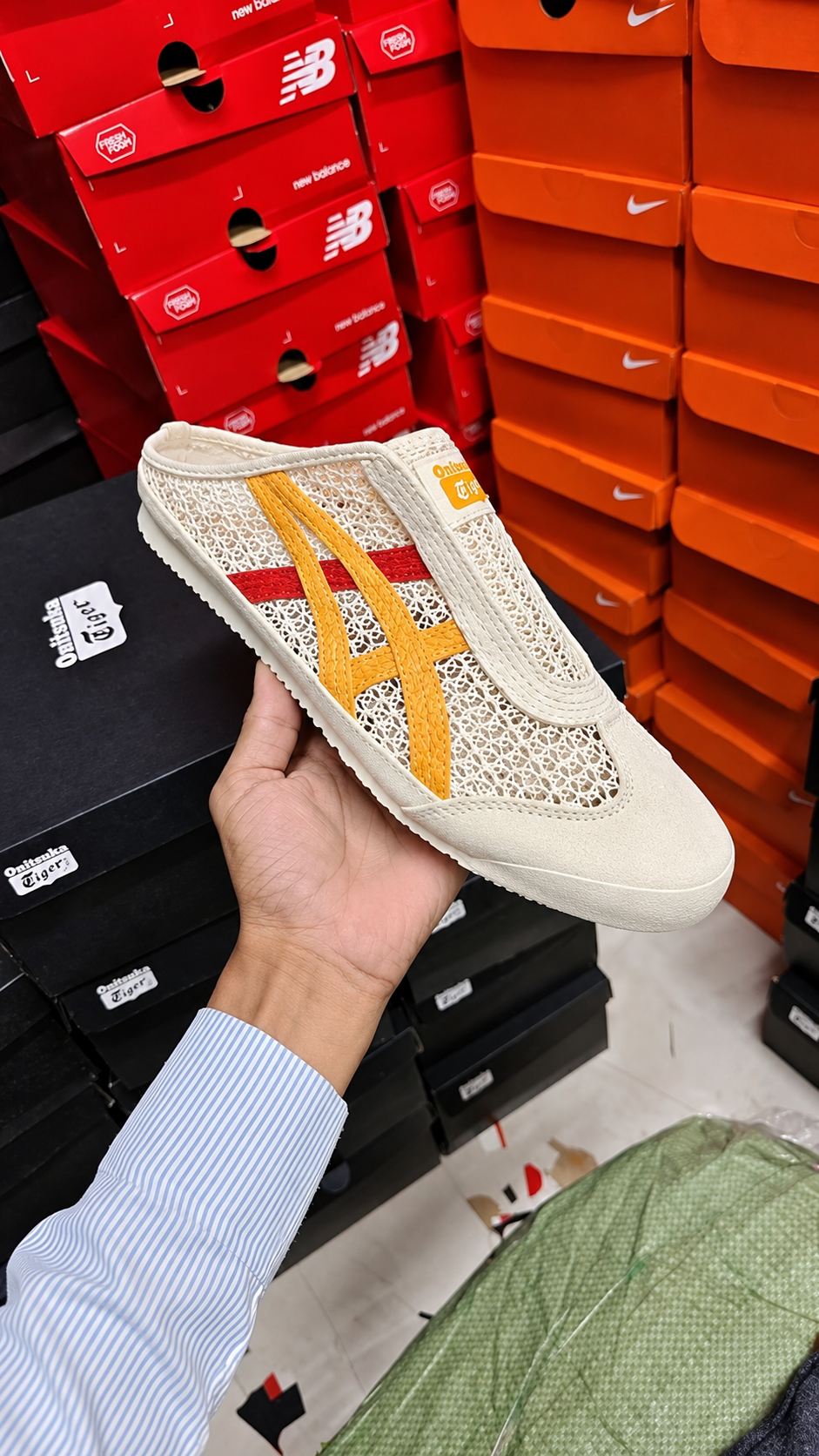 Onitsuka Tiger Mexico 66 – Cream & Orange