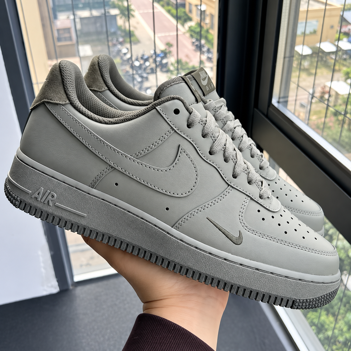 Nike Air Force 1 ’07 – Triple Grey