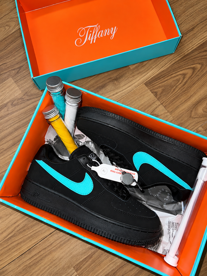 Nike Air Force 1 Low x Tiffany & Co. – Black & Tiffany Blue
