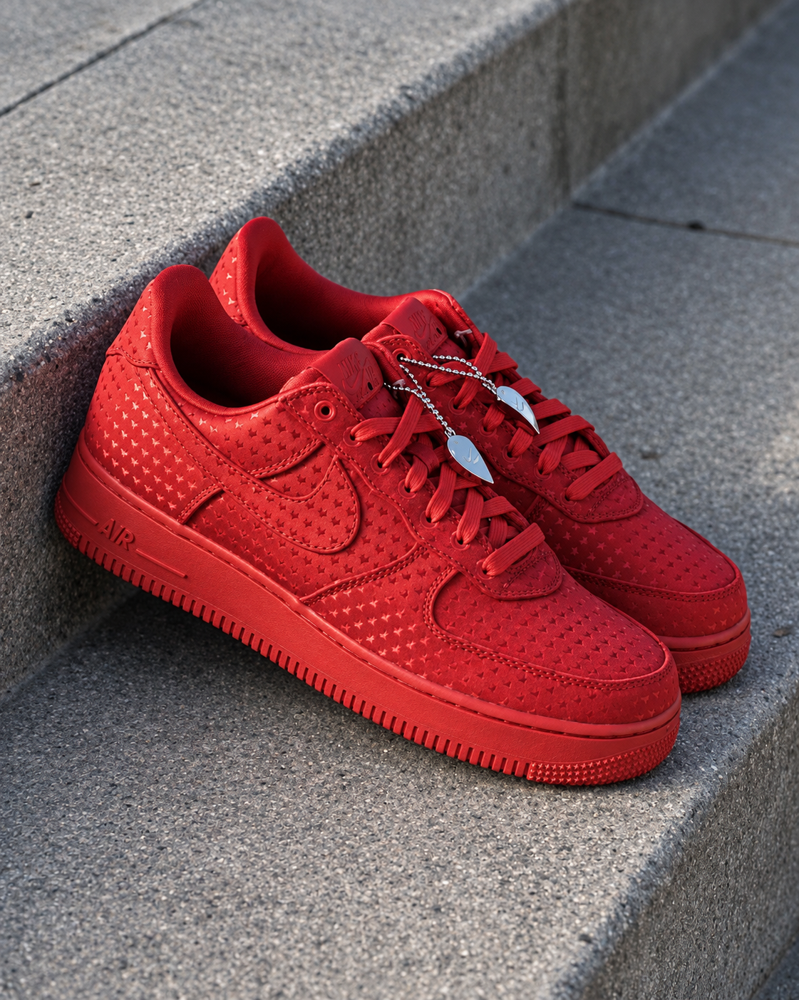 Nike Air Force 1 Low – Triple Red