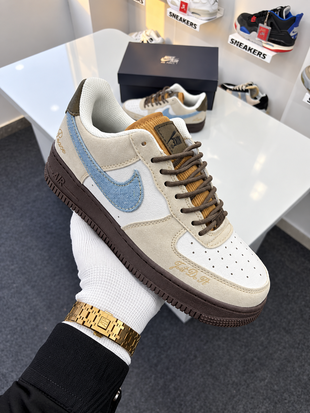 Airforce 1 Low Love & Peace for men's 638