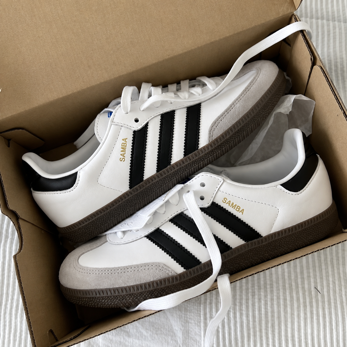 adidas Samba OG – White / Black / Gum