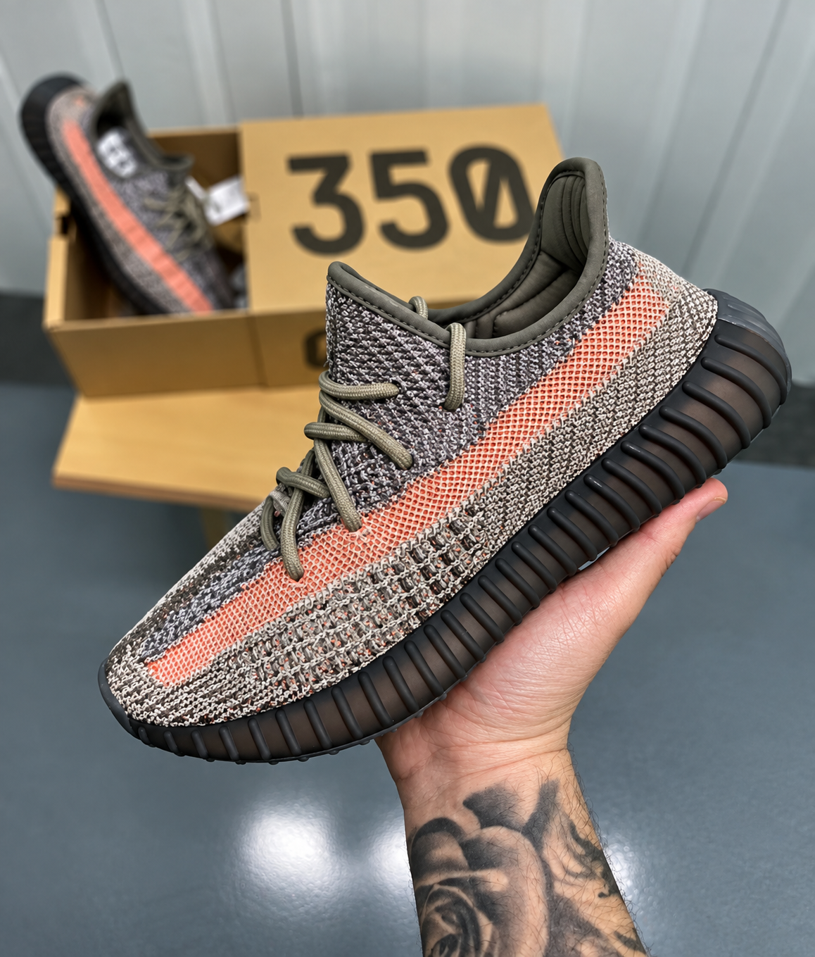 Yeezy Boost 350 V2 – Ash Pearl